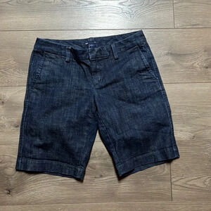 Gap like new jean shorts